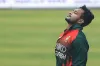নতুন দুঃসংবাদঃ ইনজুরিতে সাকিব আল হাসান