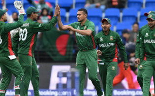 শীর্ষে বাংলাদেশ