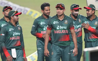টি-২০ বিশকাপের নজর কারলেন যে দুই বাংলাদেশী তারকা