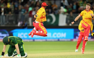 ম্যাচ জিতে পাকিস্তানকে খোঁচা দিলেন জিম্বাবুয়ে