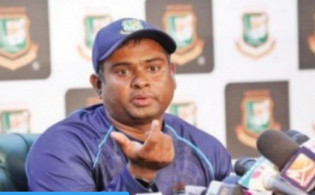 পাকিস্তানের বিপক্ষে জিম্বাবুয়ের দুর্দান্ত পারফরম্যান্স দেখে যা বললেন শ্রীরাম
