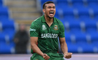 বিশ্বকাপের শীর্ষে তাসকিন