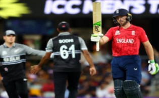 বাটলার ঝড়ে নিউজিল্যান্ডের সামনে বিশাল রানের লক্ষ্য দিলো ইংল্যান্ড