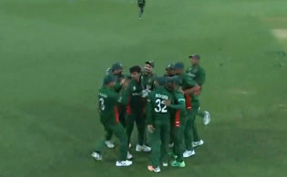 টাইগারদের দুর্দান্ত বোলিংয়ে শুরুতেই আউটল রোহিত, দেখে নিন সর্বশেষ স্কোর