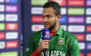 এবার অবসর নিয়ে মুখ খুললেন সাকিব আল হাসান