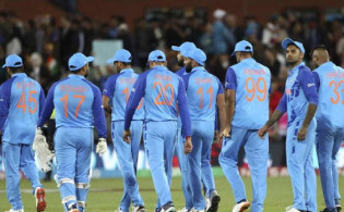 যে ১০ কারনে ইংল্যান্ডের কাছে ভারতের লজ্জাজনক হার