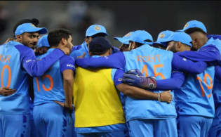 চমক দিয়ে বাংলাদেশের বিপক্ষে ভারতের শক্তিশালী দল ঘোষণা