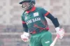 চার-ছক্কা মুশফিকের ঝড়ো ব্যাটিংয়ে বড় সংগ্রহে দল