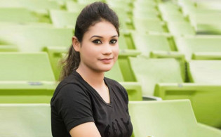 গোপন তথ্য ফাঁসঃ নিজের ক্রাশের নাম জানালেন জাহানারা আলম