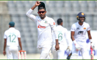 মোসাদ্দেকের ব্যাটে ঘুরে দাঁড়াল বাংলাদেশ, দেখুন সর্বশেষ স্কোর