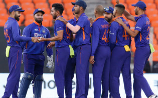 চরম দুঃসংবাদঃ তারকা ক্রিকেটার হারাল ভারত