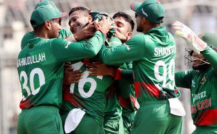 মিডল অর্ডার ৮ রানে হারিয়েছে ৫ উইকেট, এ যেন বাংলাদেশ দলের নতুন খটকা