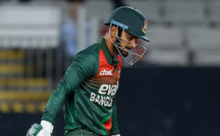 ‘টাকা ইনকাম করতে কেউ খেলতে নামে না’