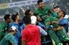 ভারতের বিপক্ষে বাংলাদের বিশাল জয়, বিজয়োল্লাসে সাকিবের কাঁধে মিরাজ