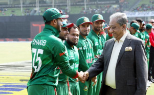 সাকিবের দুর্ভাগ্যের কারনে জানালেন জাফর