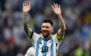 অবসর নিয়ে নিজেই যা বললেন মেসি