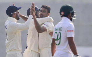 অল্পের জন্য বেঁচে গেল ভারত