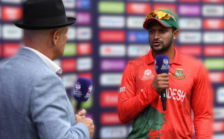 ম্যাচ শেষ যে ক্রিকেটারের প্রশংশা করলেন সাকিব