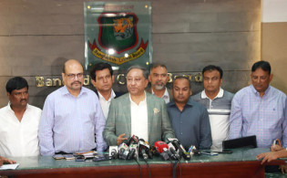 টাইগারদের জন্য যে কোচ খুঁজছে বিসিবি