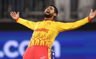 আইসিসির থেকে বিশাল সুখবর পেল সিকান্দার রাজা