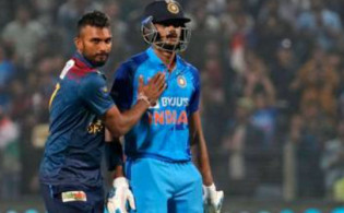 ভারতকে হারালো লঙ্কানরা