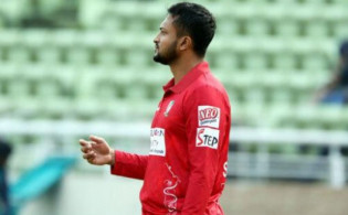জানা গেল যে কারণে ব্যাটিংয়ে নামেননি সাকিব