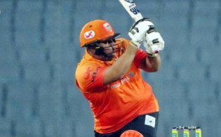 বিপিএলে লজ্জার হ্যাটট্রিক করল খুলনা টাইগার্স