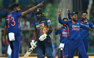 ভারতের বিশ্ব রেকর্ডের ম্যাচে ঘটে গেল ভয়াবহ দুর্ঘটনা