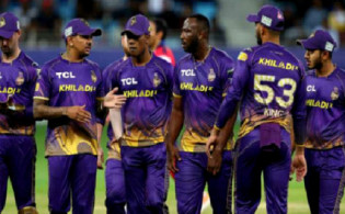 চরম লড়াইয়ে শেষ হলো নাইট রাইডার্সের ম্যাচ, দেখেনিন ফলাফল
