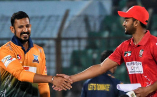 এই মাত্র শেষ হল বরিশাল-ঢাকা ম্যাচের টস, জেনে নিন ফলাফল