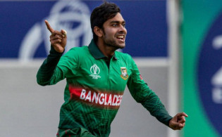 হঠাৎ আইসিসি থেকে বিশাল সুখবর পেল মিরাজ