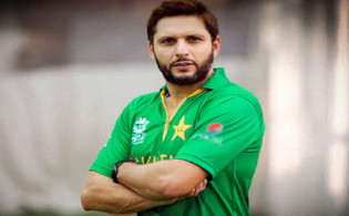 অবশেষে জানা গেল যে কারনে খুশি নন আফ্রিদি
