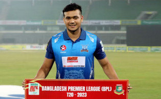 খুলনাকে বিধ্বস্ত করে নিজেকে নিয়ে যা বললেন তাসকিন