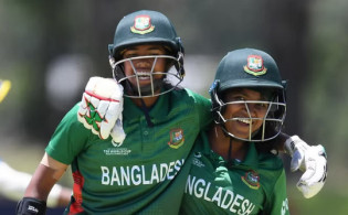 দুঃস্বপ্নই থেকে গেল বিশ্বকাপ, শুক্রবার দেশে ফিরছেন বাংলাদেশ