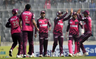 এক নজরে বিপিএলের সর্বশেষ পয়েন্ট তালিকা, শীর্ষে আছেন যে দল