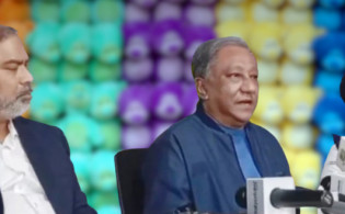 ইংল্যান্ড সিরিজের আগেই প্রধান কোচ আসা নিয়ে চূড়ান্ত সিদ্ধান্ত ঘোষণা করল পাপন