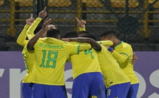 টানা ৩ গোলে দুর্দান্ত জয় নিয়ে শিরোপার আরও কাছাকাছি ব্রাজিল