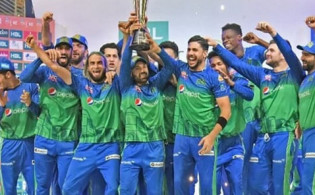 ব্রেকিং নিউজঃ ২ বছর নিষিদ্ধ পাক তারকা আফ্রিদি