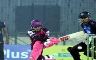 মাত্র ১০০ টাকায় সেমিফাইনাল