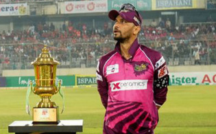 ফাইনাল ম্যাচ হারলেও বিপিএলে মাশরাফির অন্যরকম সেঞ্চুরি