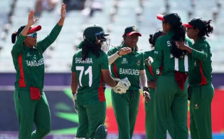 বাংলাদেশকে বিশাল রানের লক্ষ্য দিল নিউজিল্যান্ড