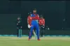 মাঠের মধ্যে আমির শালীনতার সব সীমা ছাড়ালেন, উঠেছে শাস্তির দাবি (দেখুন ভিডিওসহ)