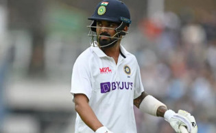 'ও থাকতে রাহুল একাদশের জায়গা পাওয়ার যোগ্য না'