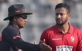 বাংলাদেশ-ইংল্যান্ডঃ ৫ জন দেশির সাথে ২ জন বিদেশি