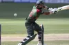 ব্যাটিং ঝড় তুলে শুরুতেই উইকেট হারাল বাংলাদেশ, দেখুন সর্বশেষ স্কোর