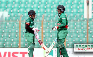 হোয়াইটওয়াশ এড়াতে ইংল্যান্ডের সামনে যত রানের টার্গেট দিল বাংলাদেশ