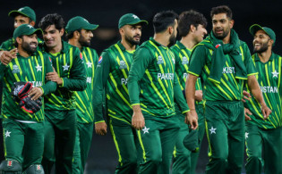 চমক দিয়ে পাকিস্তানের প্রধান কোচের নাম ঘোষণা