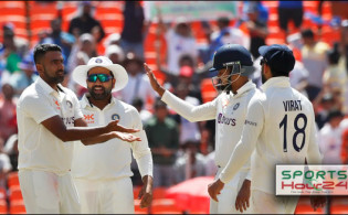 ভারতের বিপক্ষে অজিদের বিশাল রানের সংগ্রহ