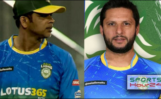 বাংলাদেশের রাজ্জাক একাদশে আছে ভুলে গেলে আফ্রীদি, দিলেন না বোলিং কিংবা ব্যাটিংয়ে