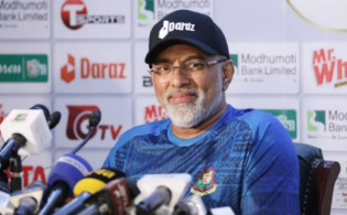 রনিকে নিয়ে অবিশ্বাস্য মন্তব্য করলেন হাথুরুসিংহে